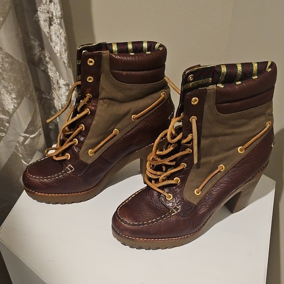 Sperry Brown and Tan Heeled Boots - Picture 1 of 6